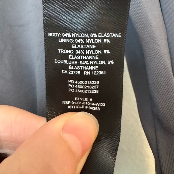 Aritzia Contour Crew Longsleeve in Grey- Large - Picture 6 of 10